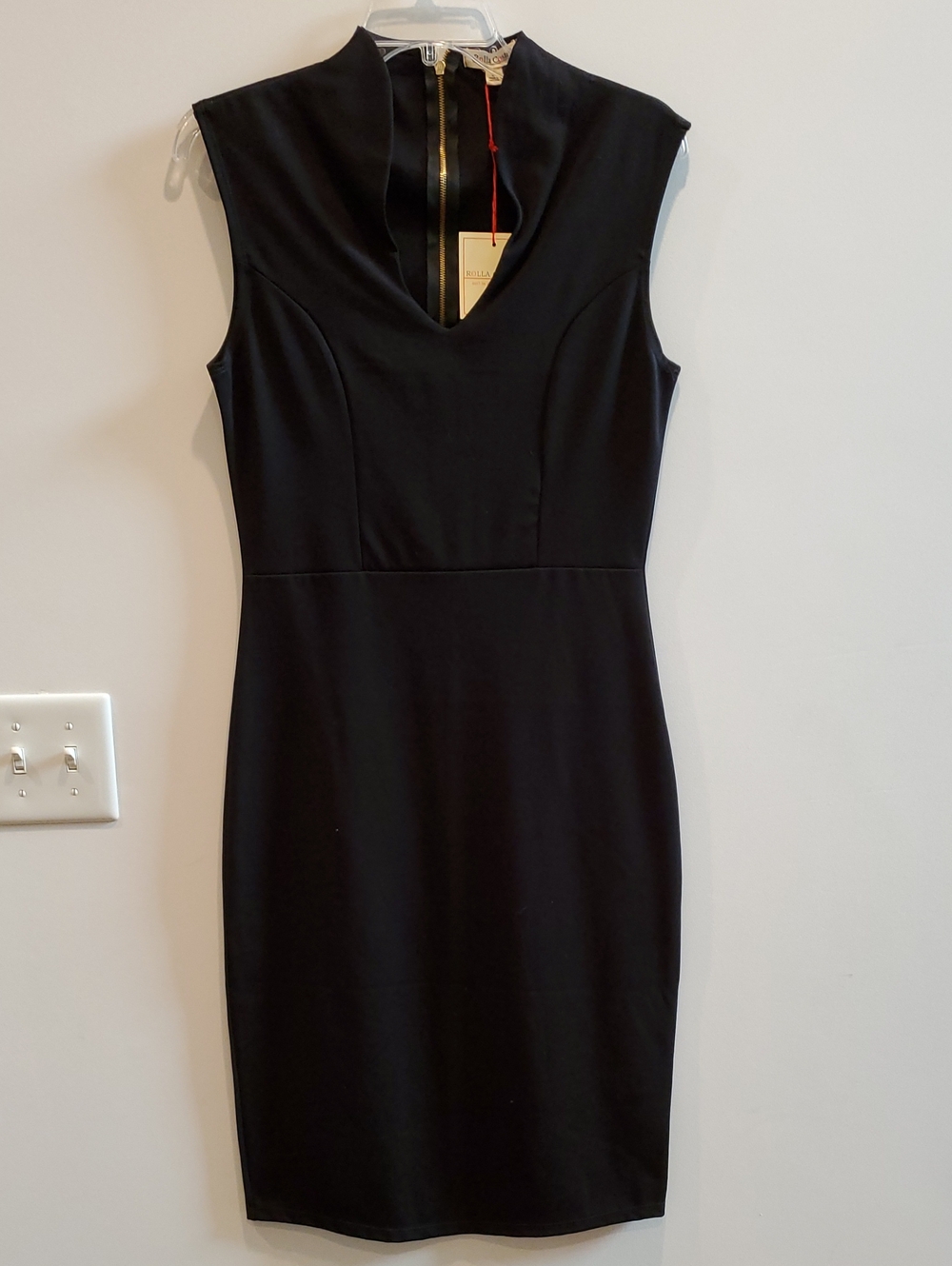 ROLLA'S Black Sleeveless V-Neck Midi Sheath Dress